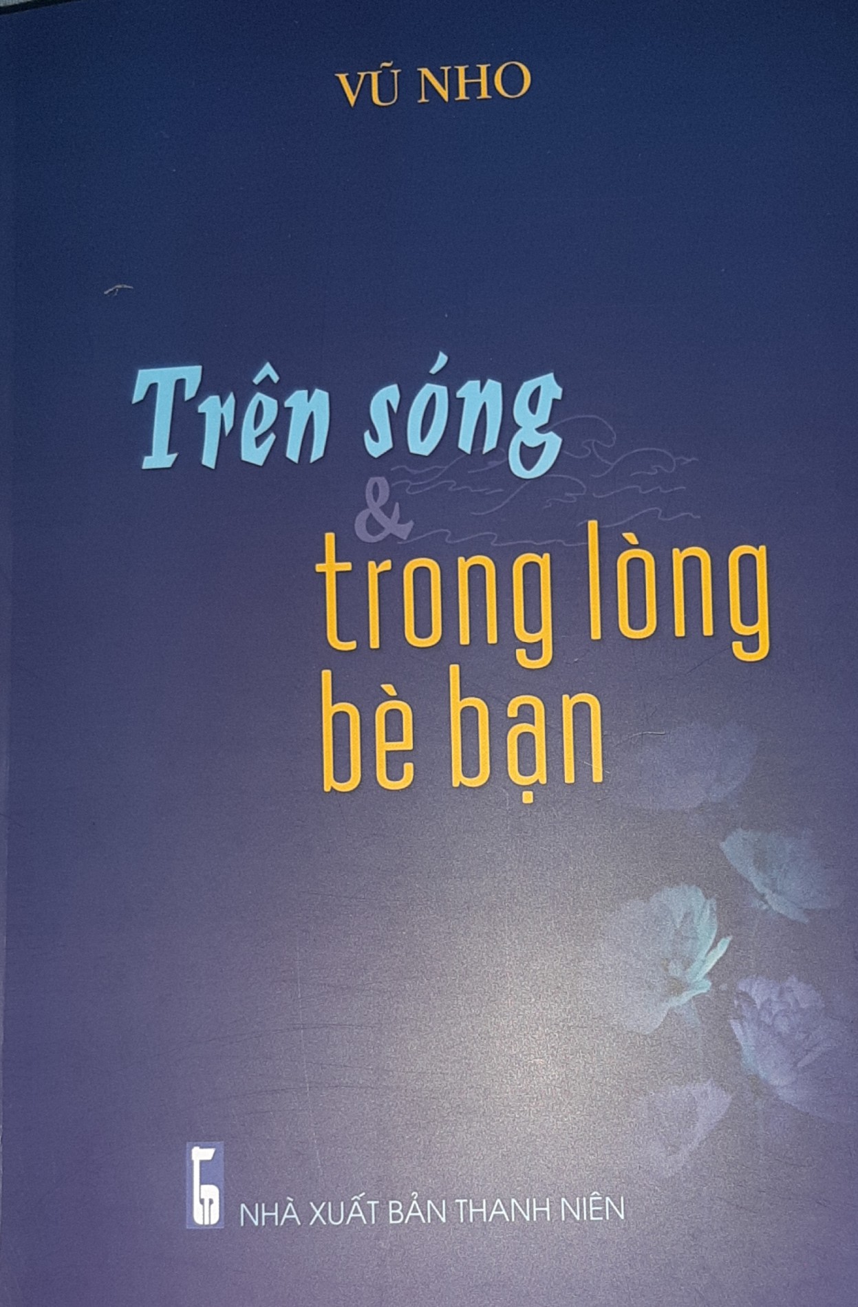 bia_tren_song